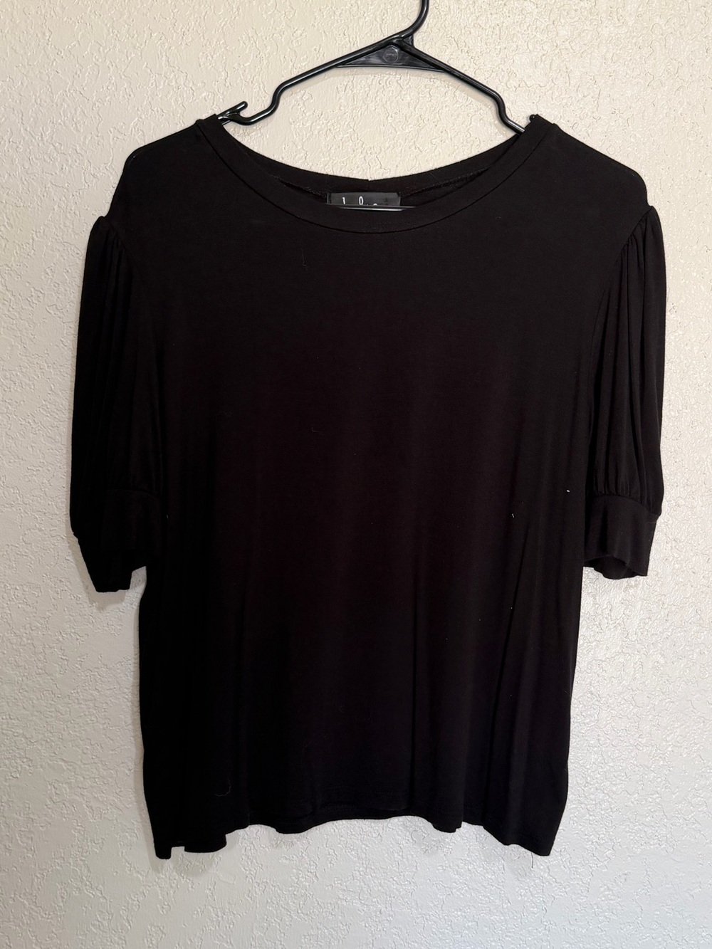 Lulus black basic top